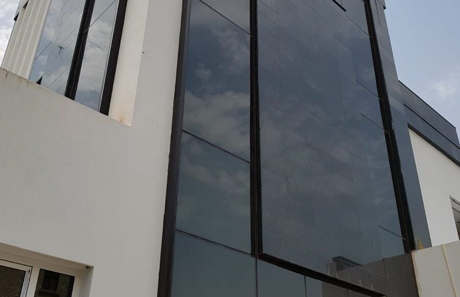 العزل الحراري للمباني في الرياض – الدليل الكامل للأنواع والفوائد